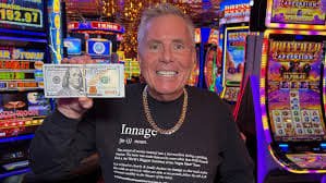 Antarmuka permainan Lightning Dice di aplikasi mobile alexis togel.com