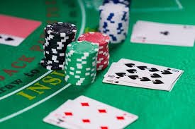 Tampilan antarmuka permainan slot di aplikasi mobile alexis togel.com dengan kontrol yang intuitif